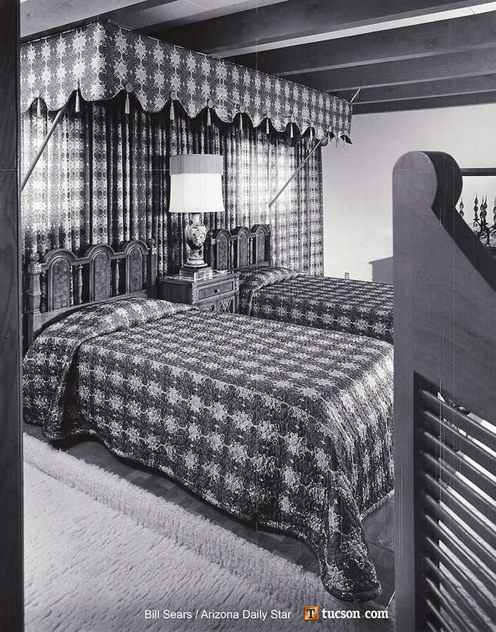 1965 ÃÛèÖÖ±²¥ home photos: House oriented to climate and Southwest